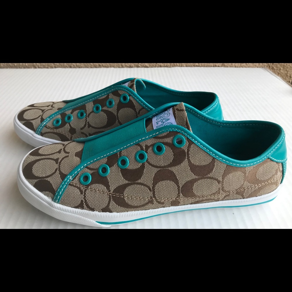 COACH SHOES SIZE 8